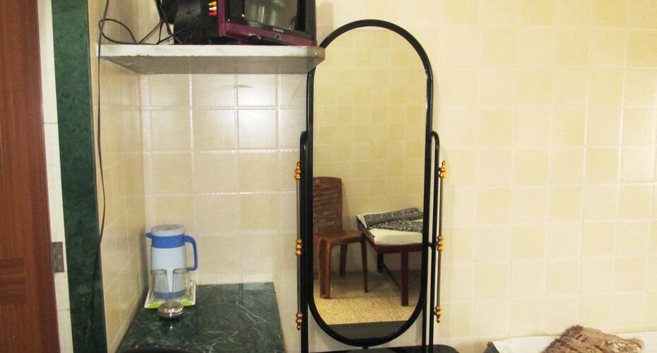 Hotel Shaktiraj, Rajkot 4